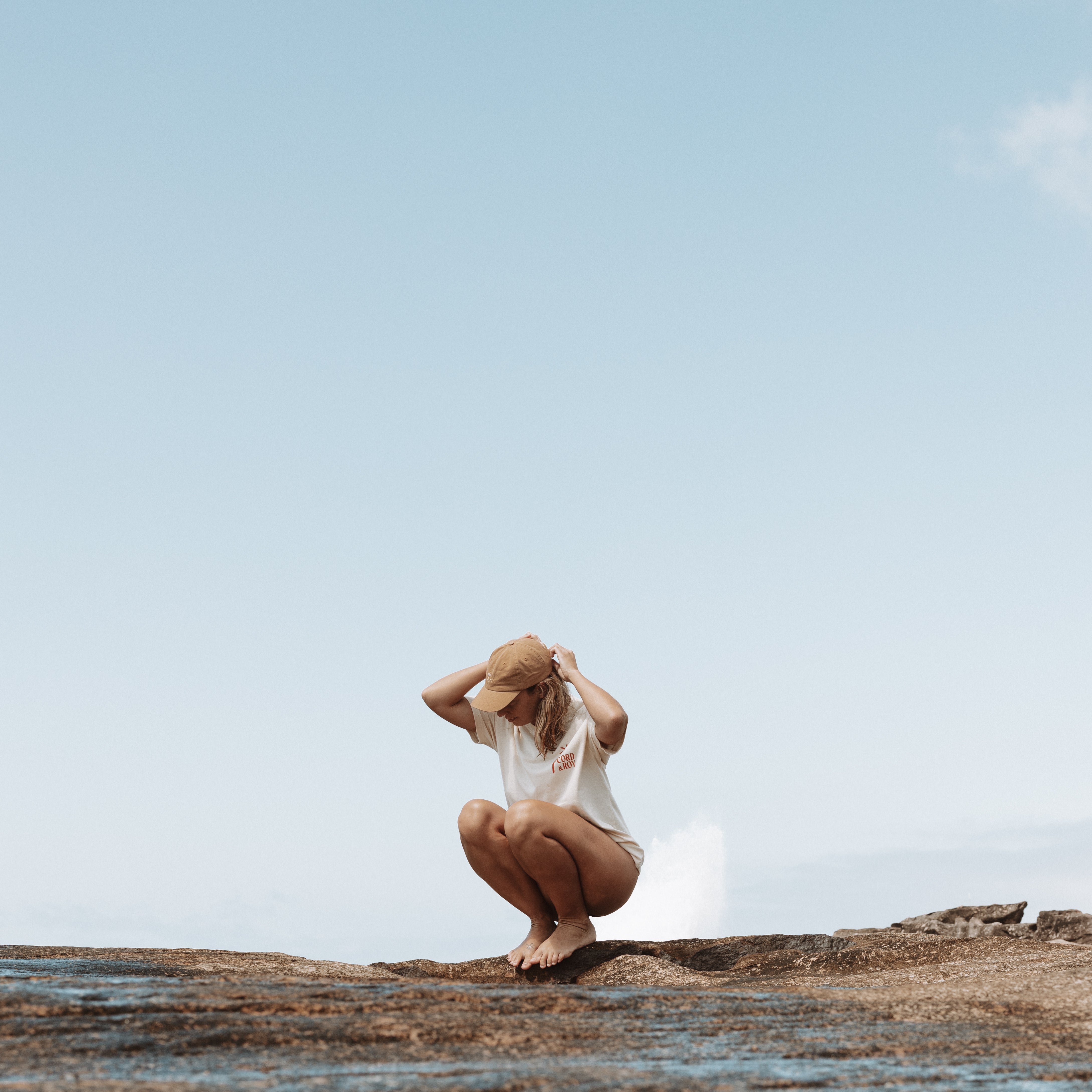 Wave Shade Relaxed Tee - Natural